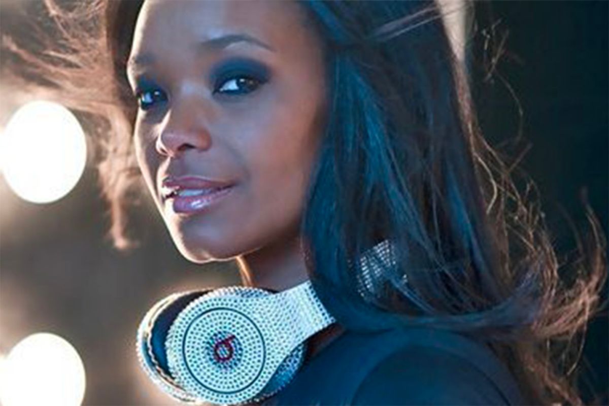 Photo de l'artiste Nicki Sanchez - Agence artistique Bia Production